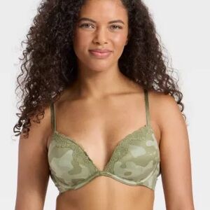 Wild Fable Women's Lace Trim Super Push-Up Bra Green 36A